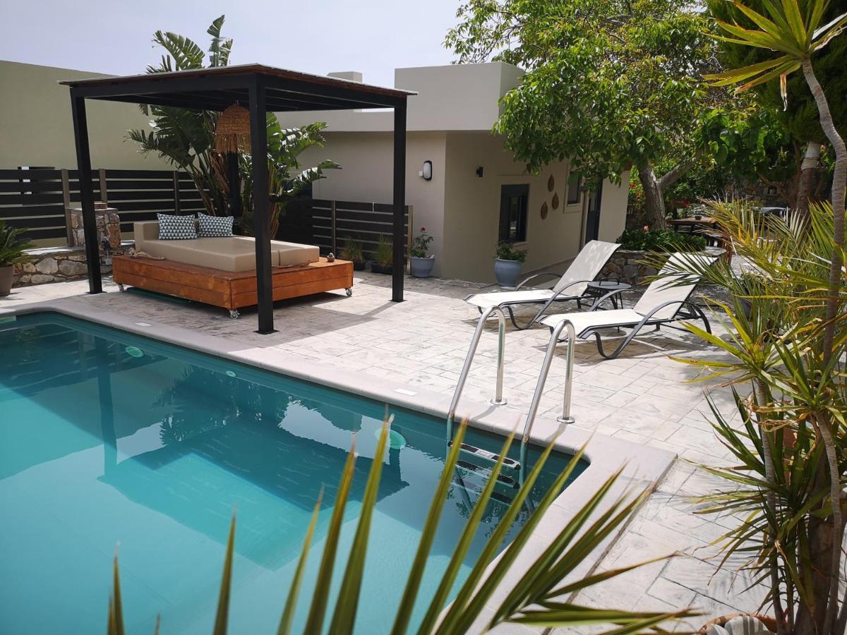 Spacious Maistrali Villa, Private Pool & Garden Rodhákinon Bagian luar foto