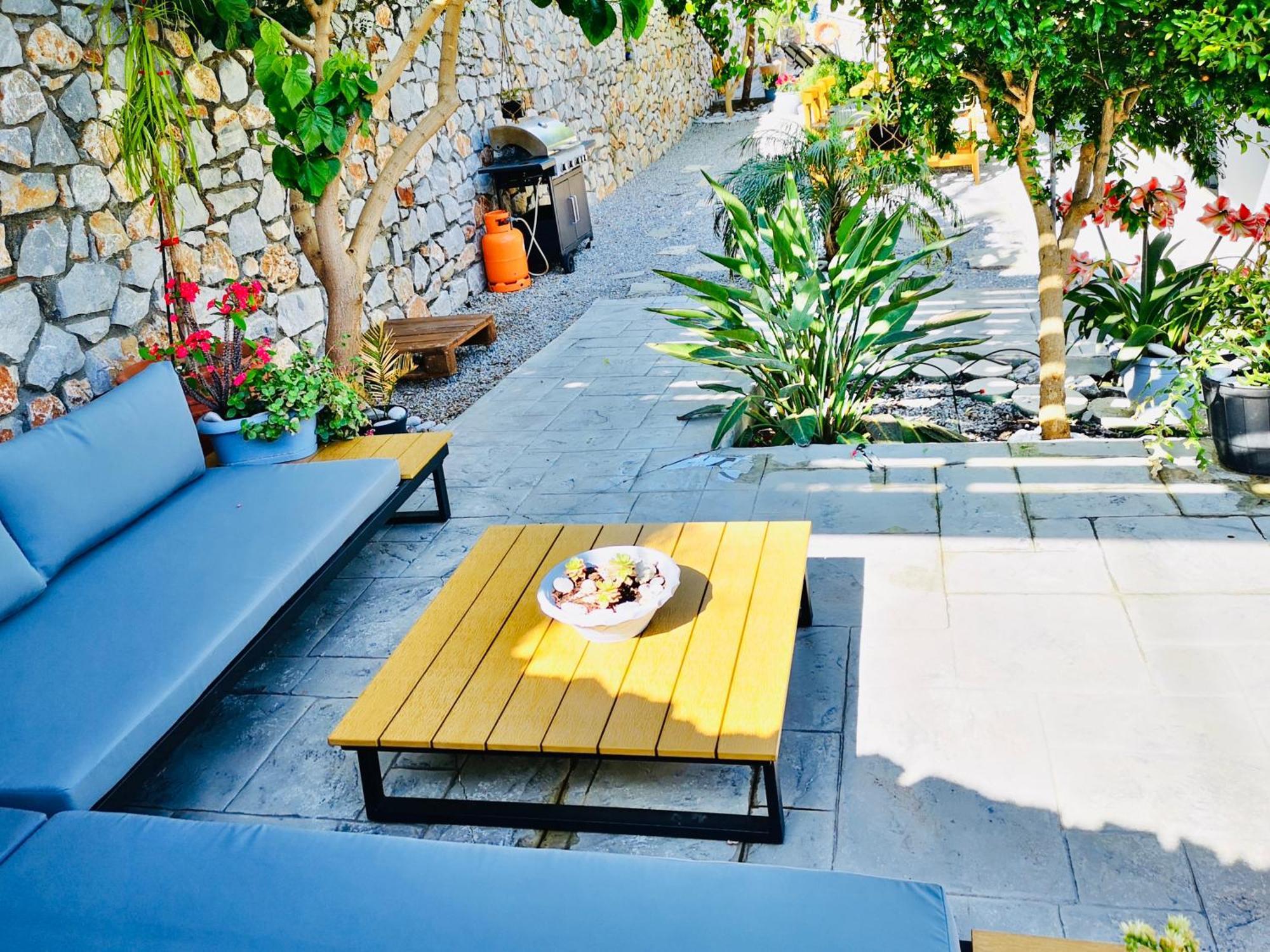 Spacious Maistrali Villa, Private Pool & Garden Rodhákinon Bagian luar foto