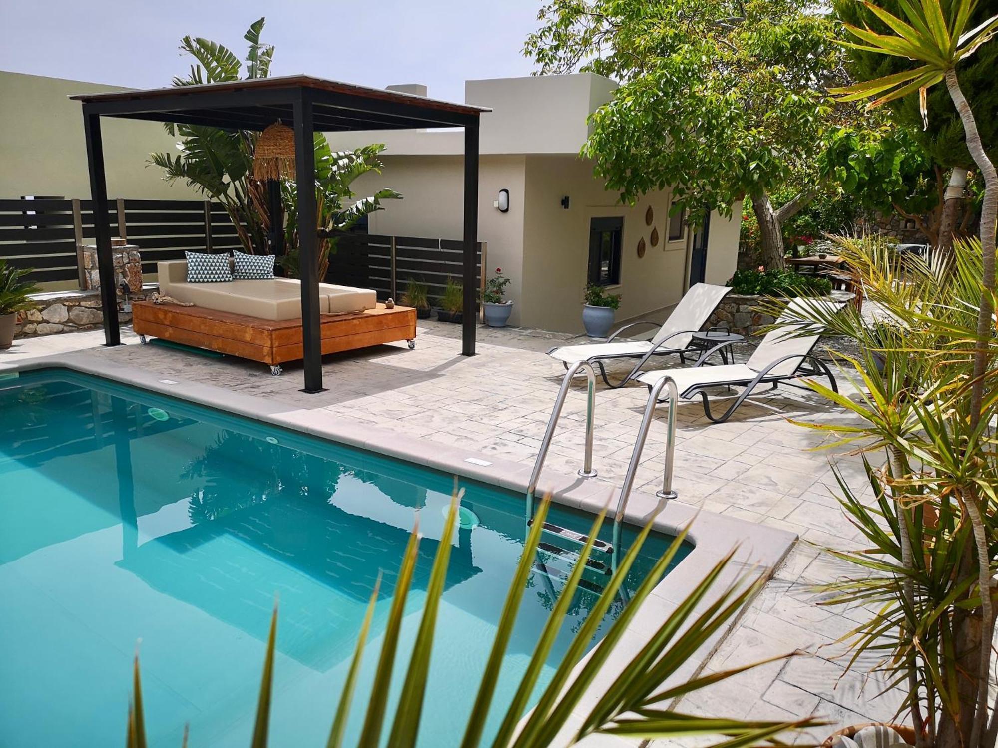 Spacious Maistrali Villa, Private Pool & Garden Rodhákinon Bagian luar foto