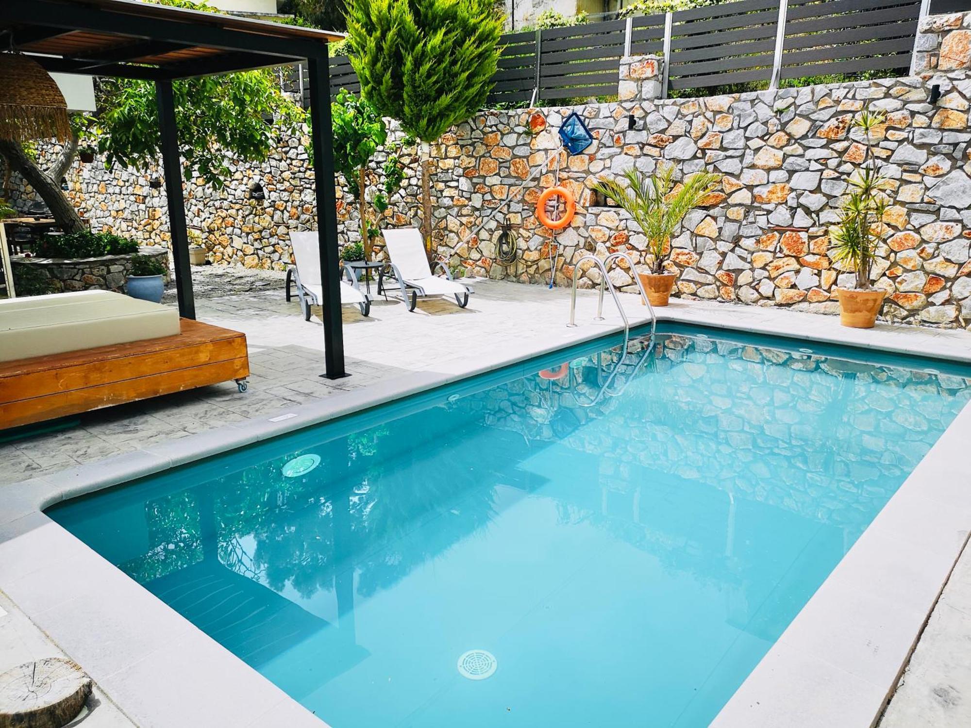 Spacious Maistrali Villa, Private Pool & Garden Rodhákinon Bagian luar foto